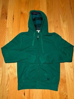 Burberry Green Zip Up Hoodie 🔥